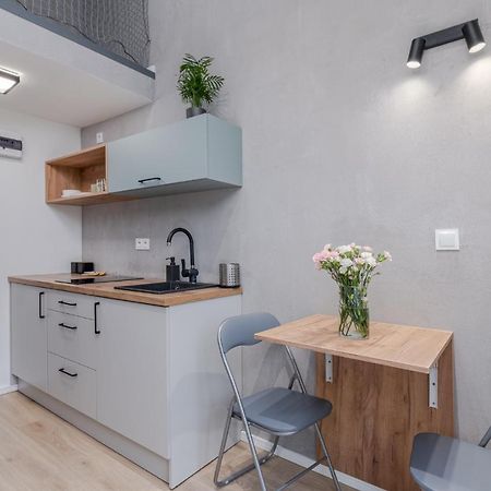 Parkside Fresh Apartments - Old Town Guesthouse - By Upstairs Красков Екстериор снимка