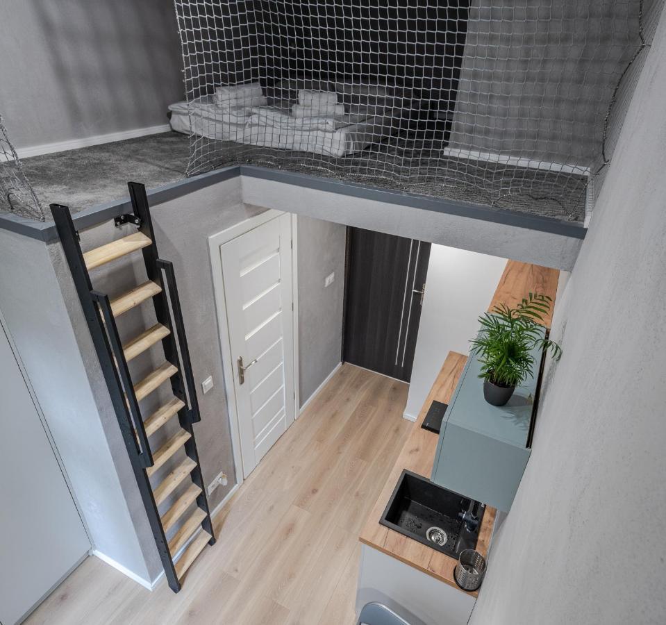 Parkside Fresh Apartments - Old Town Guesthouse - By Upstairs Красков Екстериор снимка