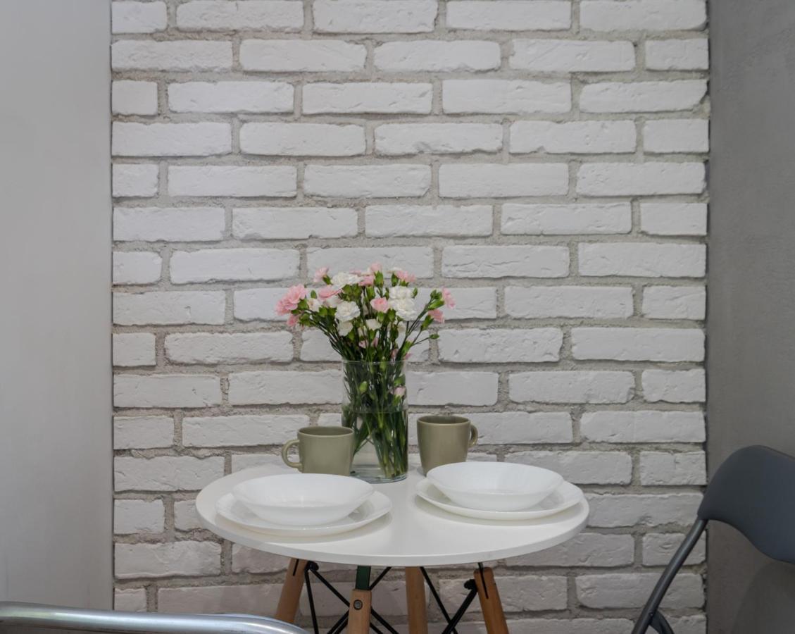 Parkside Fresh Apartments - Old Town Guesthouse - By Upstairs Красков Екстериор снимка