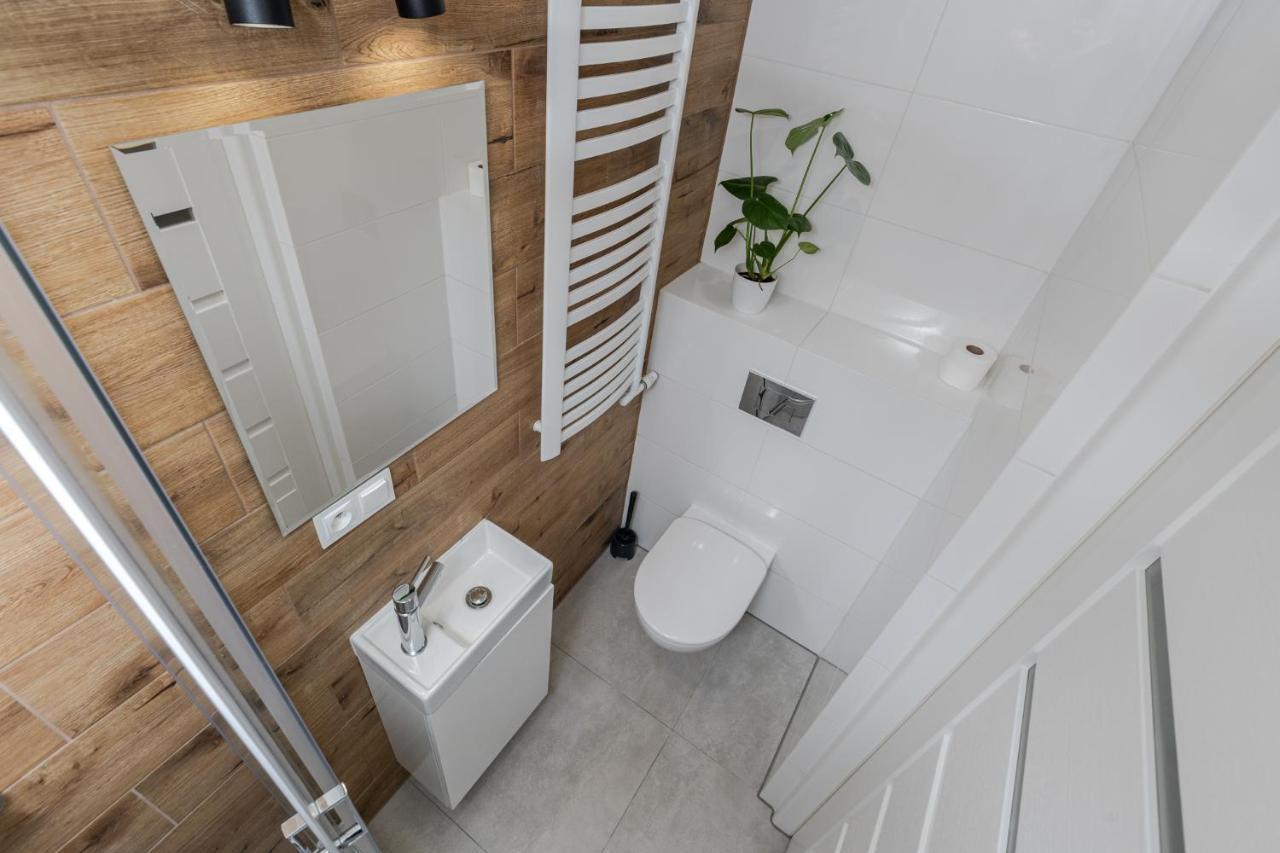 Parkside Fresh Apartments - Old Town Guesthouse - By Upstairs Красков Екстериор снимка