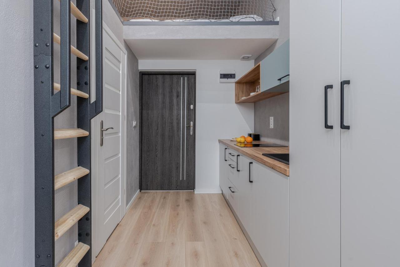 Parkside Fresh Apartments - Old Town Guesthouse - By Upstairs Красков Екстериор снимка